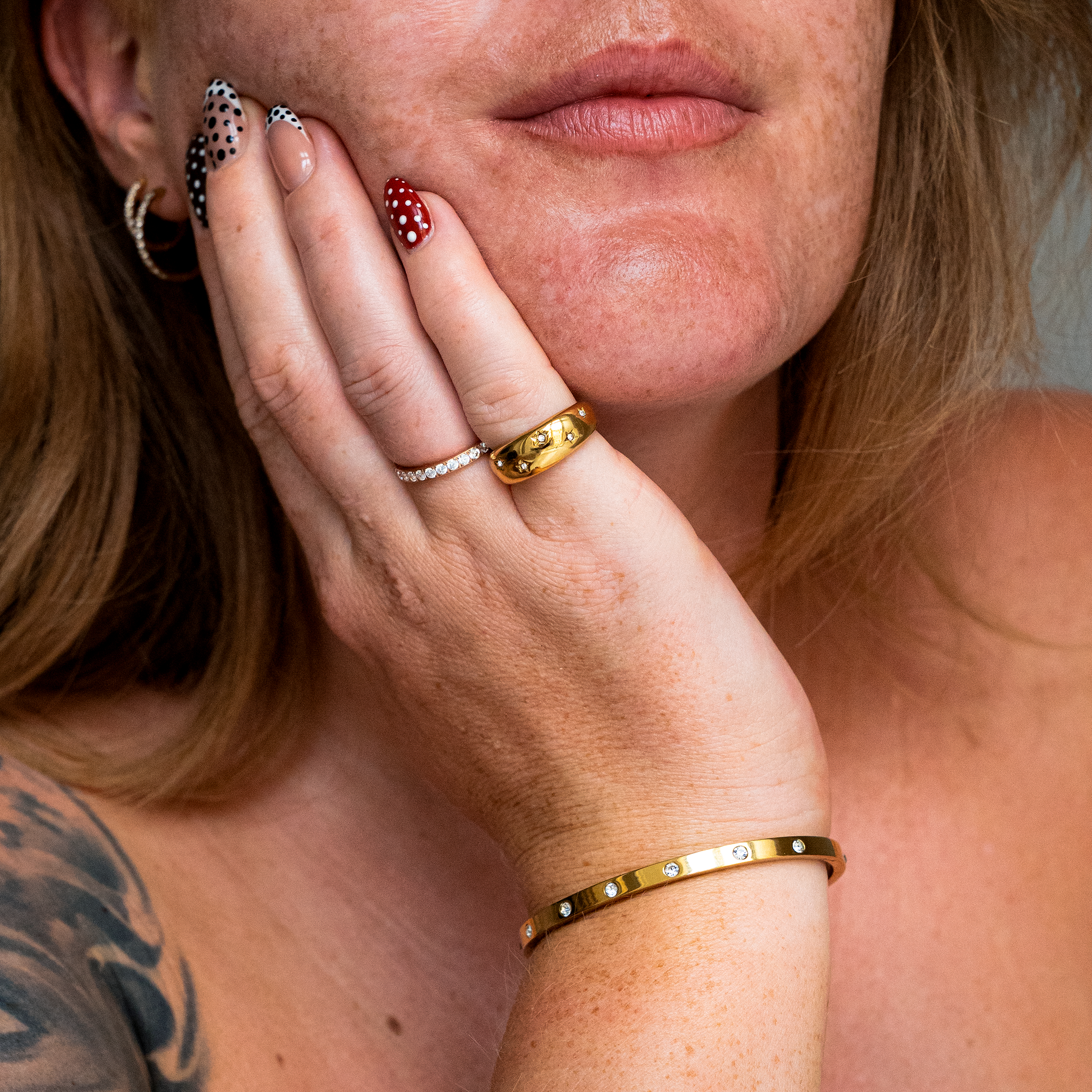 Klassisk Krystal Dot Armbånd Gullbelagt m. inngravering