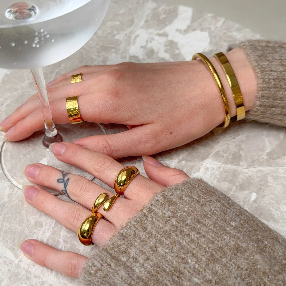 Classic Chunky Sett: 2 ringer og 1 øredobb