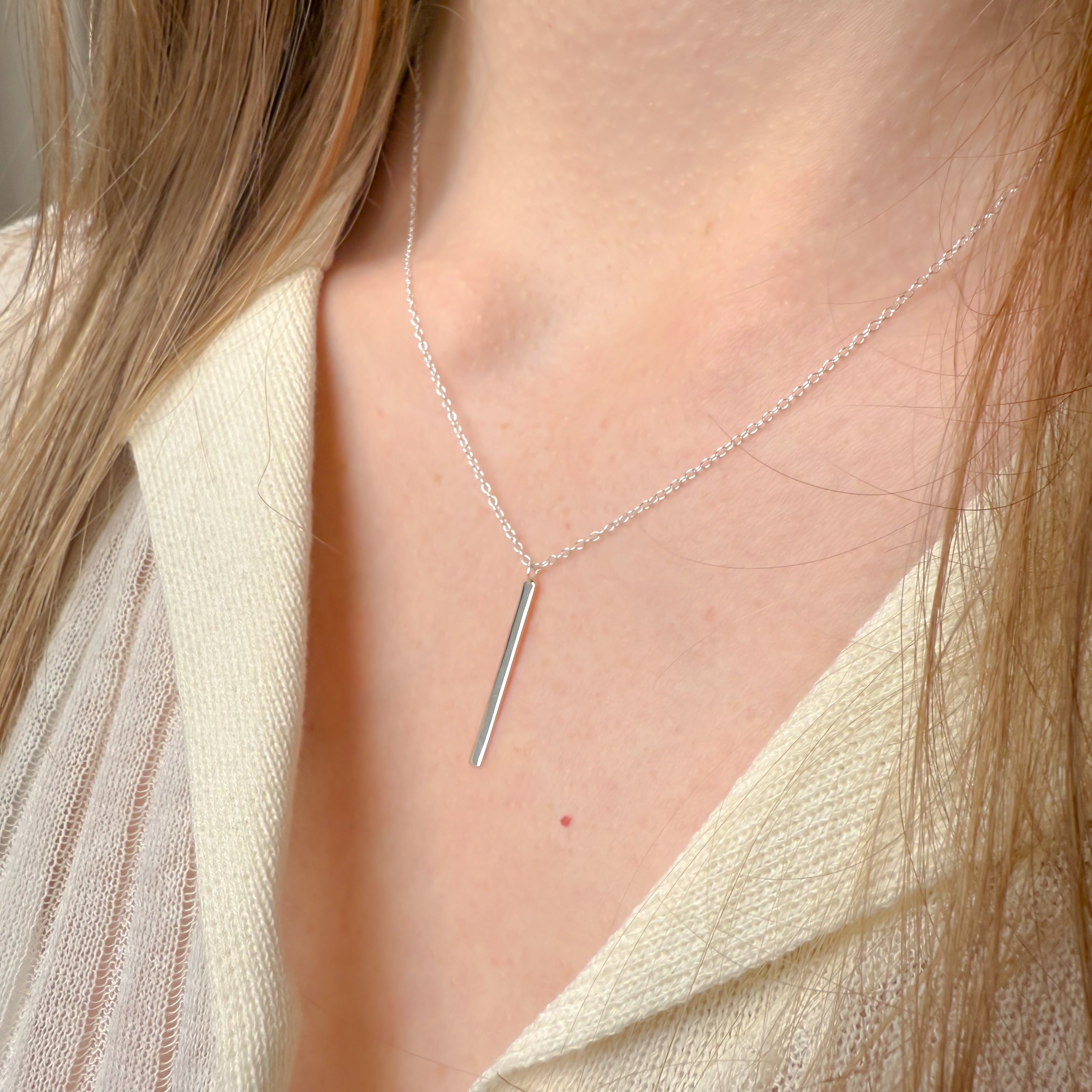 String Emblem Halskjede
