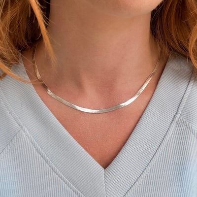 Minimalistisk halsskæde