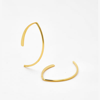 Curved Bar Øreringe i guld