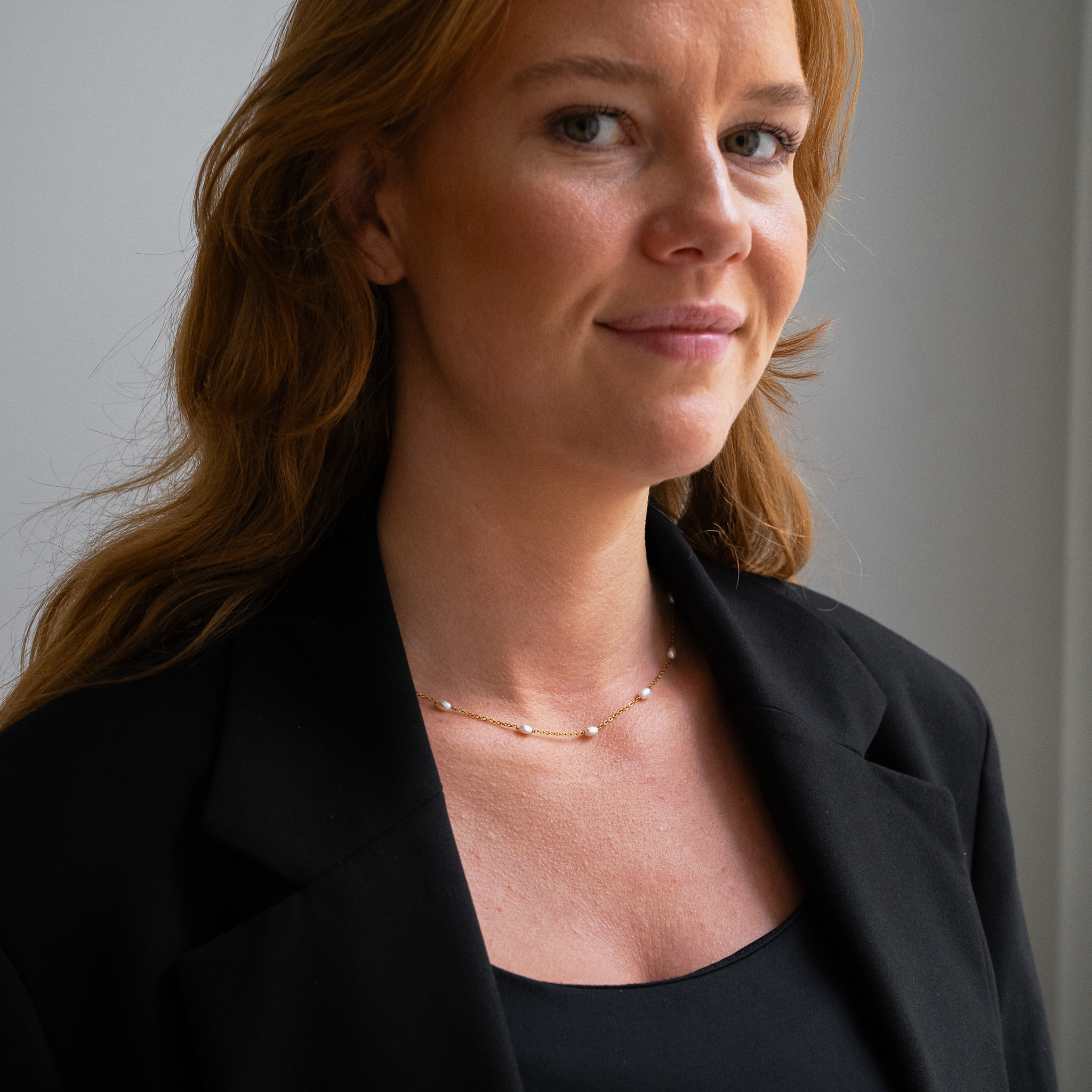 Dot Perlekjede Gullbelagt